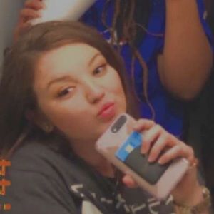 Meet your Posher, Victoria